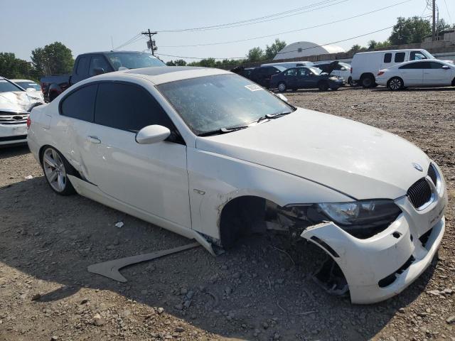 WBAWB73539P045892 - 2009 BMW 335 I WHITE photo 4