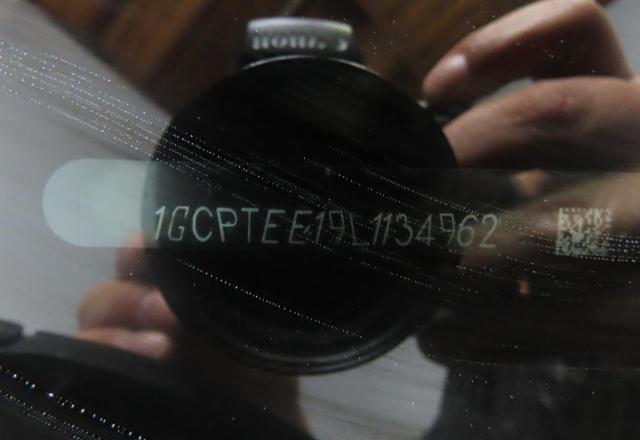 1GCPTEE19L1134962 - 2020 CHEVROLET COLORADO ZR2 WHITE photo 10