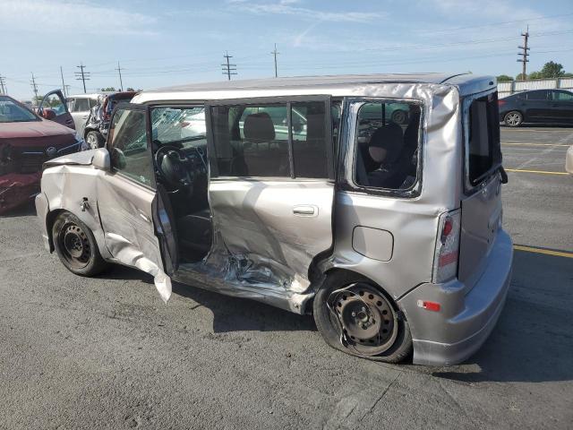 JTLKT324150176682 - 2005 TOYOTA SCION XB 银色 照片 2