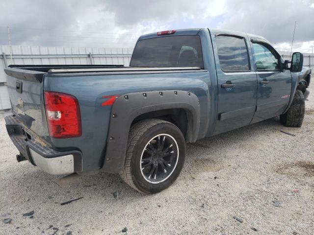 2GCEK13Y471540151 - 2007 CHEVROLET SILVERADO K1500 CREW CAB BLUE photo 3