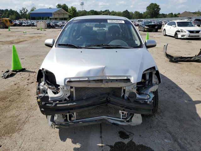 KL1TD56667B134608 - 2007 CHEVROLET AVEO BASE SILVER photo 5