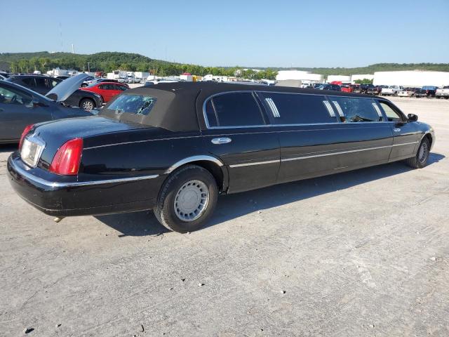 1L1FM81W4XY672667 - 1999 LINCOLN TOWN CAR EXECUTIVE BLACK photo 3