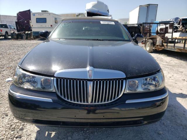 1L1FM81W4XY672667 - 1999 LINCOLN TOWN CAR EXECUTIVE BLACK photo 5