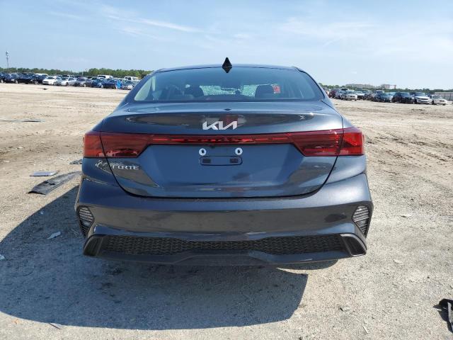 3KPF24AD2PE630732 - 2023 KIA FORTE LX GRAY photo 6