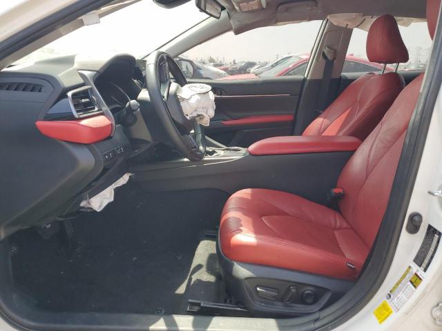 4T1G11AK5PU121204 - 2023 TOYOTA CAMRY SE NIGHT SHADE WHITE photo 7