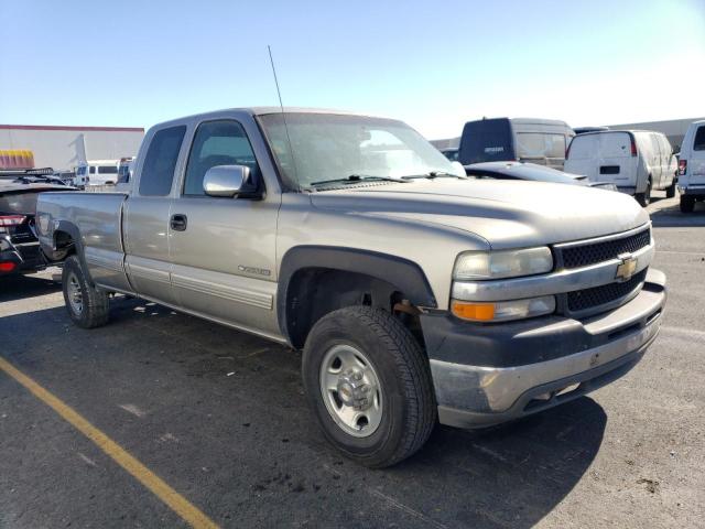 1GCHC29G71E153260 - 2001 CHEVROLET SILVERADO C2500 HEAVY DUTY BEIGE photo 4