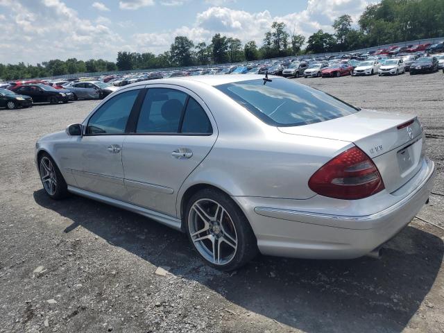 WDBUF76J34A442892 - 2004 MERCEDES-BENZ E 55 AMG SILVER photo 2