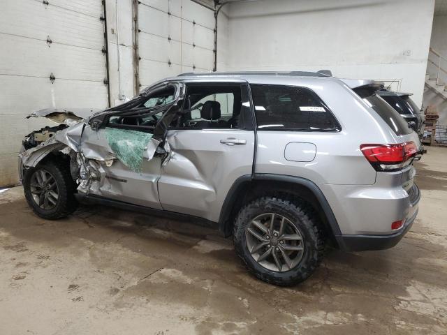 1C4RJFAG0GC425892 - 2016 JEEP GRAND CHER LAREDO GRAY photo 2