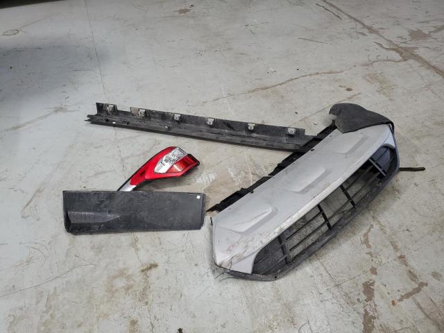 1FMCU9GD6KUA52819 - 2019 FORD ESCAPE SE SILVER photo 13