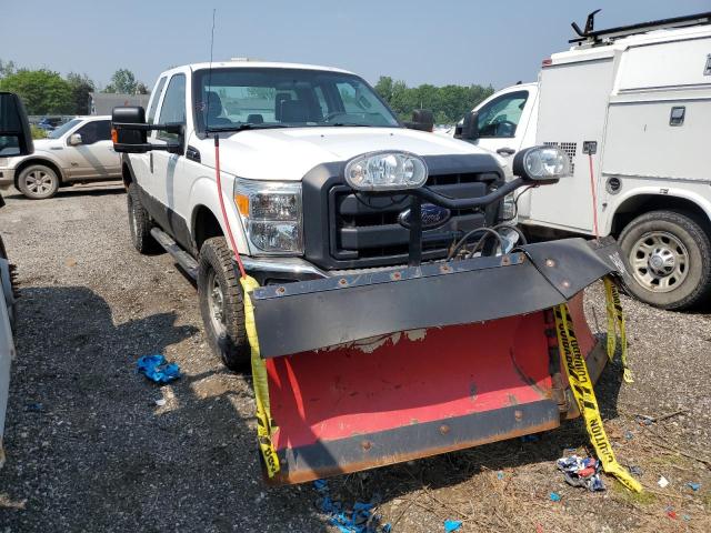 1FT7X2B67CEC69885 - 2012 FORD F250 SUPER DUTY WHITE photo 4