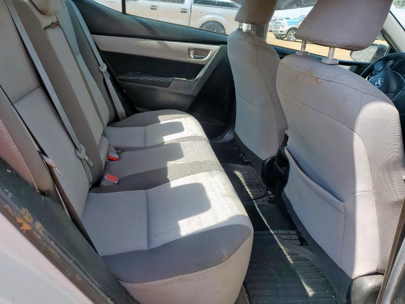 5YFBURHE9JP768455 - 2018 TOYOTA COROLLA L WHITE photo 10