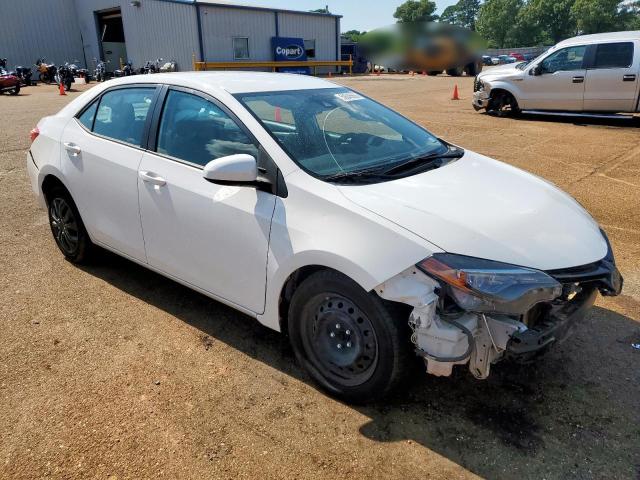 5YFBURHE9JP768455 - 2018 TOYOTA COROLLA L WHITE photo 4