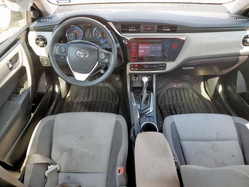 5YFBURHE9JP768455 - 2018 TOYOTA COROLLA L WHITE photo 8