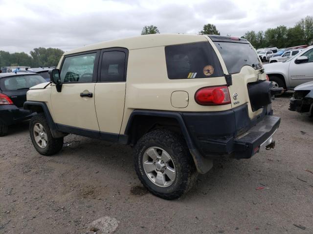 JTEBU4BF1AK074809 - 2010 TOYOTA FJ CRUISER CREAM photo 2