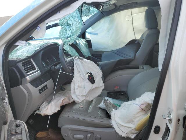 5TDKKRFHXFS039169 - 2015 TOYOTA HIGHLANDER XLE WHITE photo 7