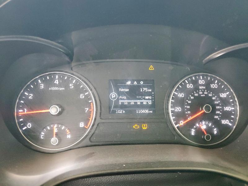 5XXGT4L19HG135750 - 2017 KIA OPTIMA LX WHITE photo 9