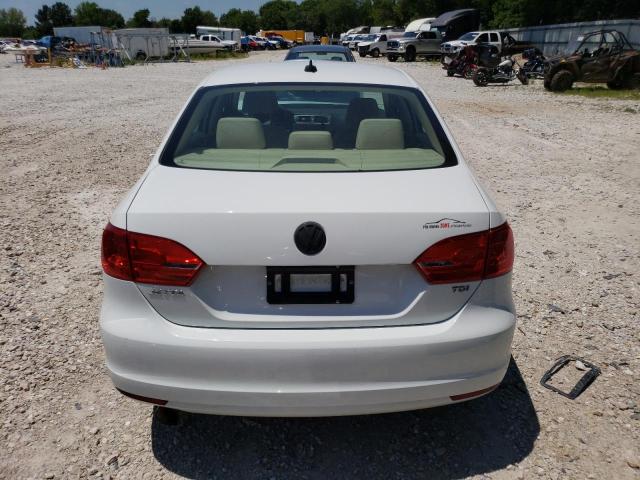 3VWLL7AJ6EM309574 - 2014 VOLKSWAGEN JETTA TDI WHITE photo 6