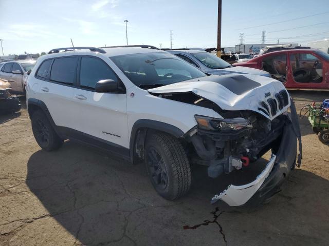 1C4PJMBX0KD422357 - 2019 JEEP CHEROKEE TRAILHAWK WHITE photo 4