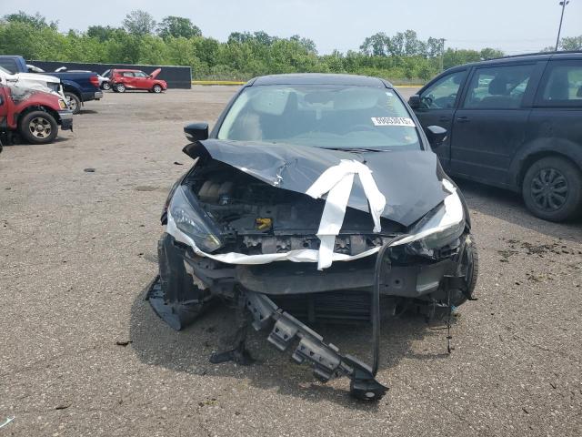 1FADP3H20JL228218 - 2018 FORD FOCUS SEL BLACK photo 5