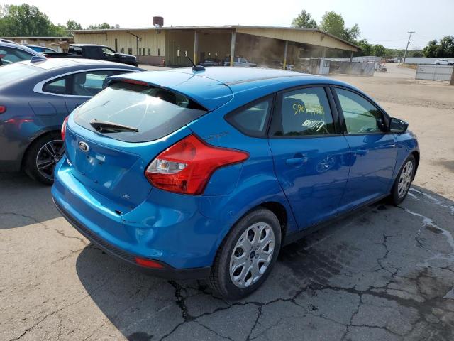 1FAHP3K26CL407179 - 2012 FORD FOCUS SE BLUE photo 3