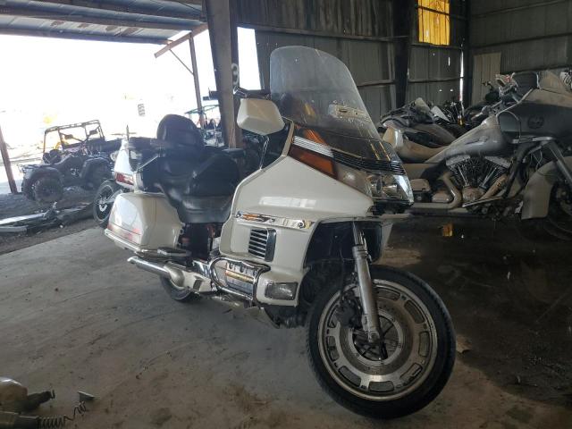 1HFSC2231RA602230 - 1994 HONDA GL1500 SE WHITE photo 9