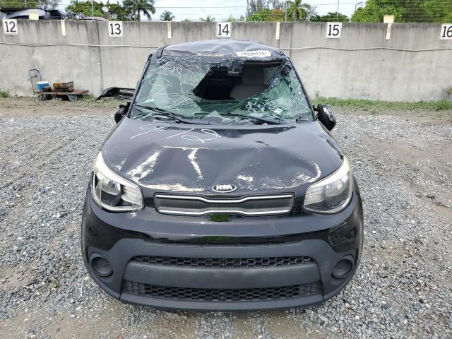 KNDJN2A22J7516225 - 2018 KIA SOUL BLACK photo 5