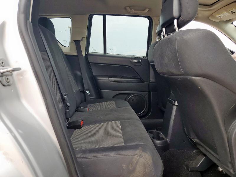 1J4NT1FA4BD138178 - 2011 JEEP COMPASS SPORT SILVER photo 11