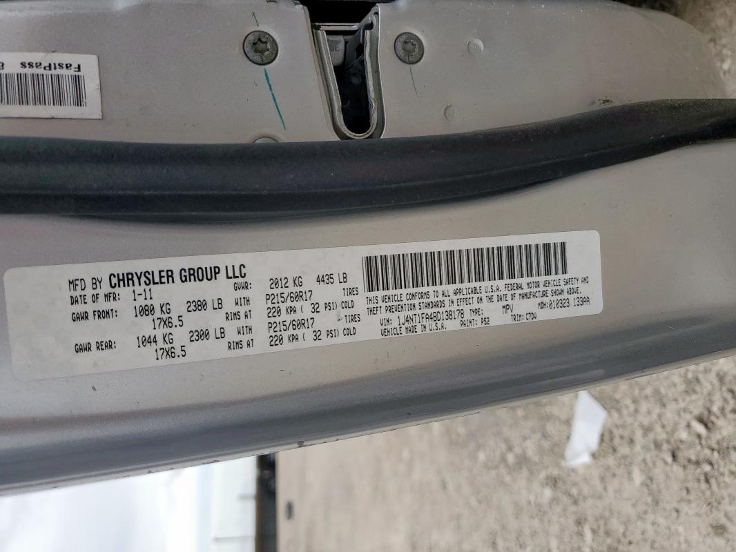 1J4NT1FA4BD138178 - 2011 JEEP COMPASS SPORT SILVER photo 14