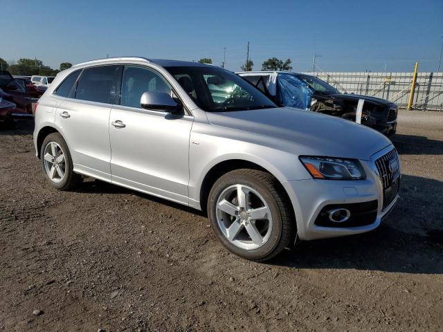 WA1WKAFP9CA017581 - 2012 AUDI Q5 PRESTIGE SILVER photo 4