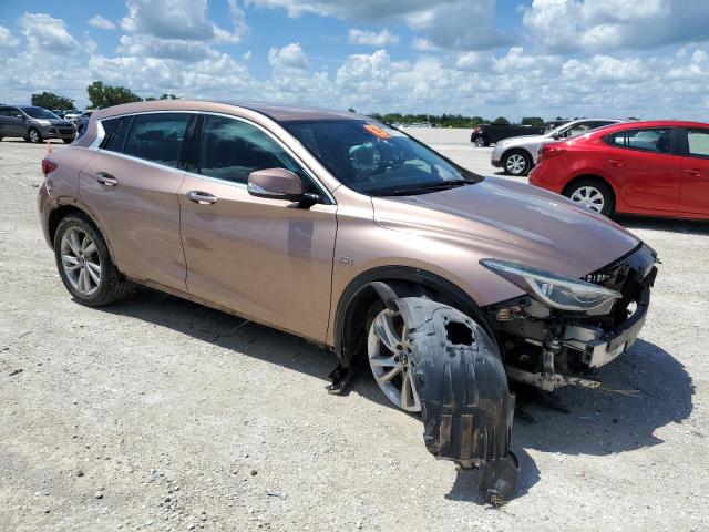 SJKCH5CP8HA038753 - 2017 INFINITI QX30 BASE Rosa Foto 4