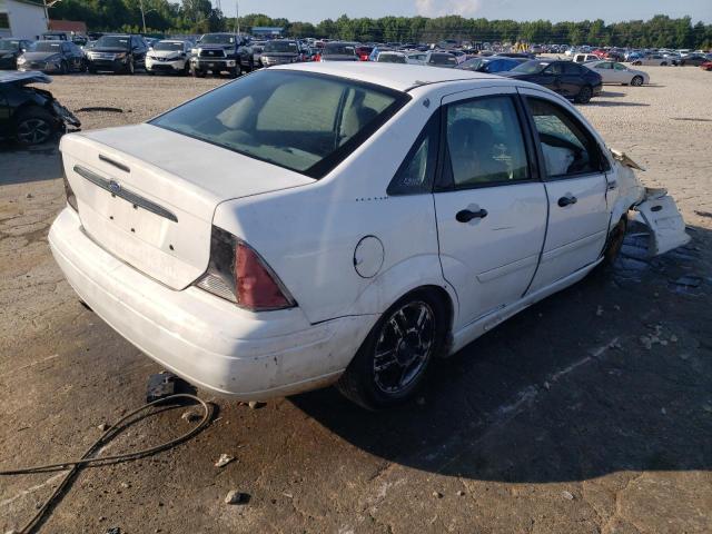 1FAFP34344W178532 - 2004 FORD FOCUS SE COMFORT WHITE photo 3