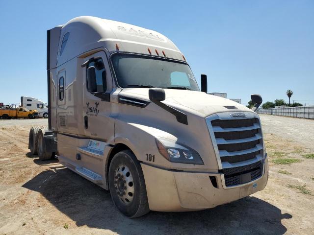 2019 FREIGHTLINER CASCADIA 1, null