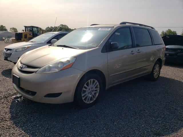 2009 TOYOTA SIENNA LE, 