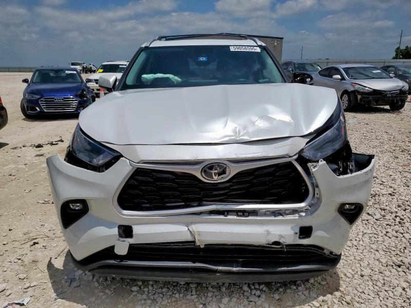 5TDGZRBH7NS571310 - 2022 TOYOTA HIGHLANDER XLE WHITE photo 5