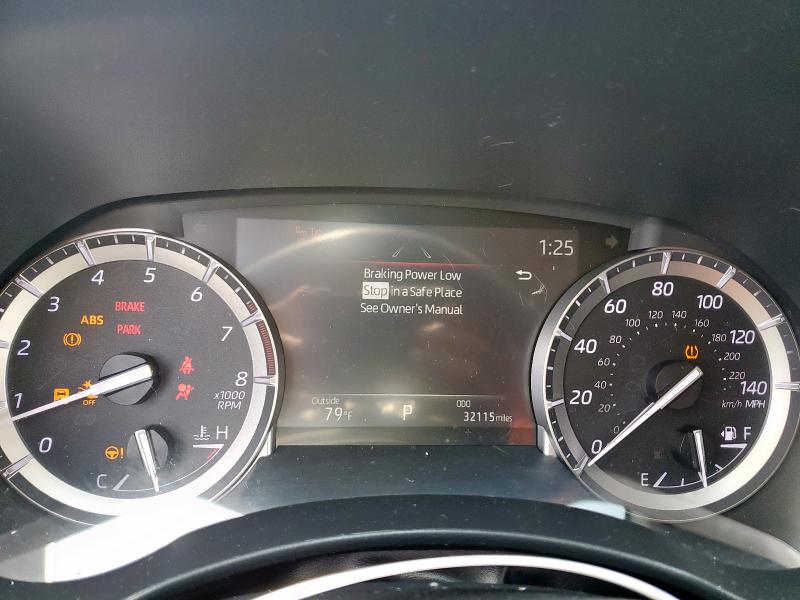 5TDGZRBH7NS571310 - 2022 TOYOTA HIGHLANDER XLE WHITE photo 9