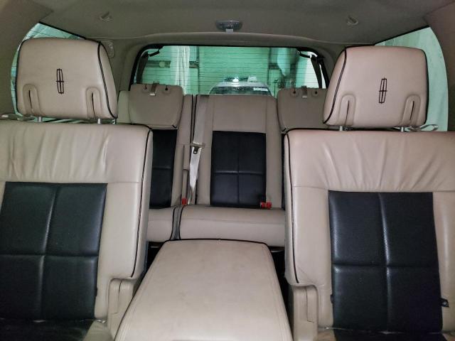 5LMFU28588LJ05673 - 2008 LINCOLN NAVIGATOR შავი ფოტო 10