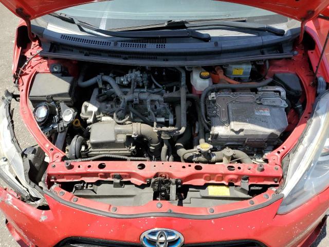 JTDKDTB38F1578744 - 2015 TOYOTA PRIUS C RED photo 11