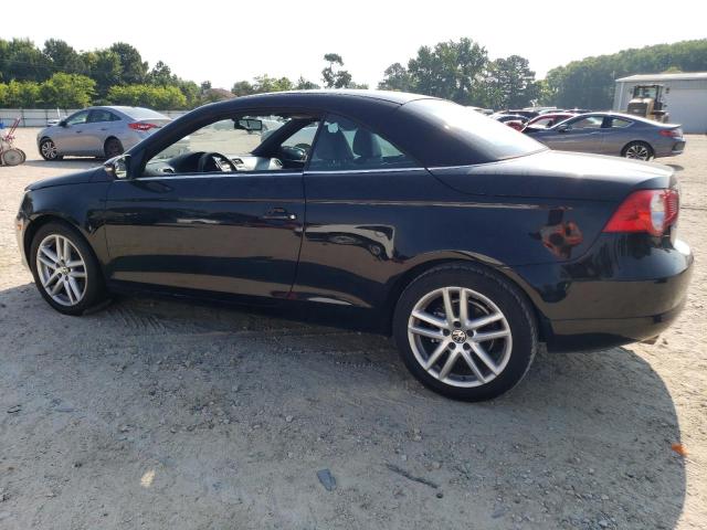 WVWFA7AH8AV018240 - 2010 VOLKSWAGEN EOS LUX 黑色 照片 2