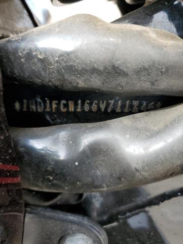 1HD1FCW166Y711845 - 2006 HARLEY-DAVIDSON FLHTCUI Бордовый фото 10