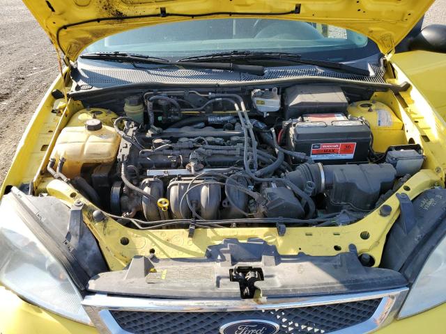 3FAFP37N05R109872 - 2005 FORD FOCUS ZX5 YELLOW photo 11
