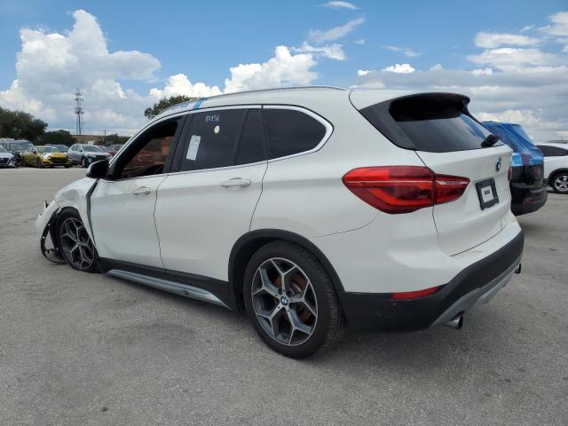 WBXHT3C38H5F67952 - 2017 BMW X1 XDRIVE28I WHITE photo 2