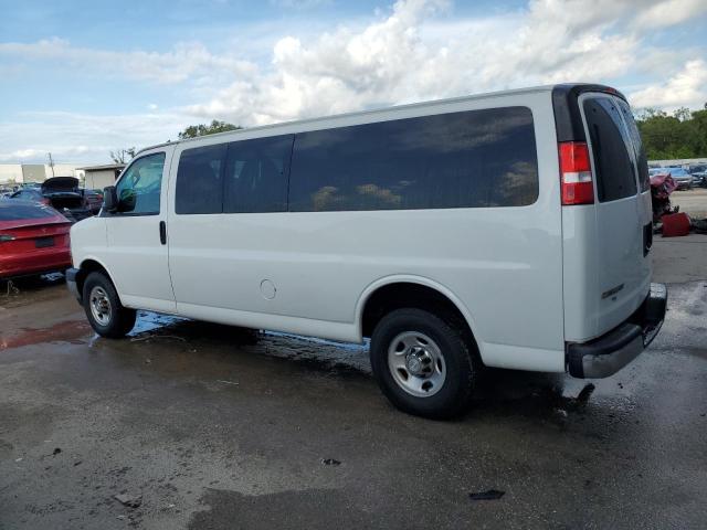 1GAZGPFG4L1132119 - 2020 CHEVROLET EXPRESS G3 LT WHITE photo 2