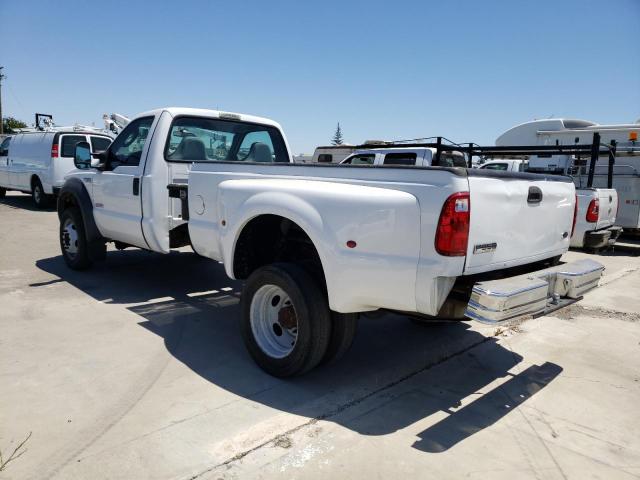 1FDAF56P86EB73695 - 2006 FORD F550 SUPER DUTY WHITE photo 2