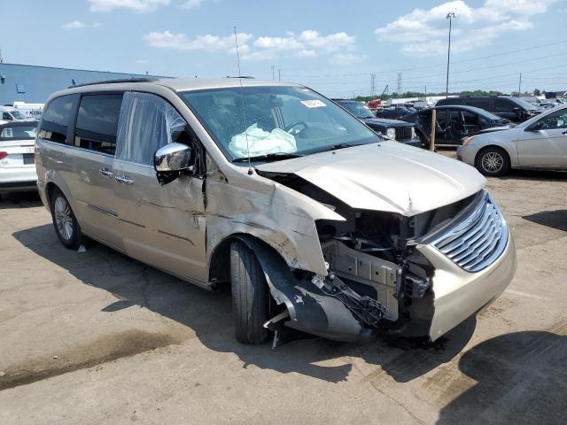 2C4RC1CG3FR573082 - 2015 CHRYSLER TOWN & COU TOURING L TAN photo 4