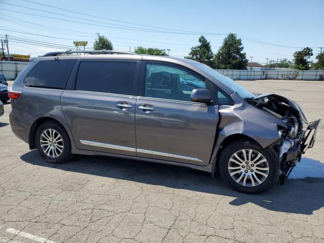 5TDYZ3DC6LS080646 - 2020 TOYOTA SIENNA XLE GRAY photo 4