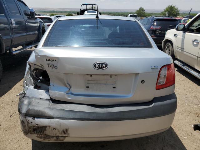 KNADE123886319474 - 2008 KIA RIO BASE SILVER photo 6