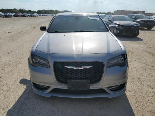 2C3CCABG8JH244601 - 2018 CHRYSLER 300 S SILVER photo 5