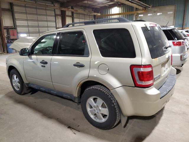 1FMCU9D71BKC38813 - 2011 FORD ESCAPE XLT SILVER photo 2