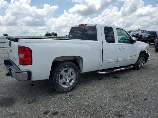 1GCSCTE06AZ144594 - 2010 CHEVROLET SILVERADO C1500 LTZ WHITE photo 3