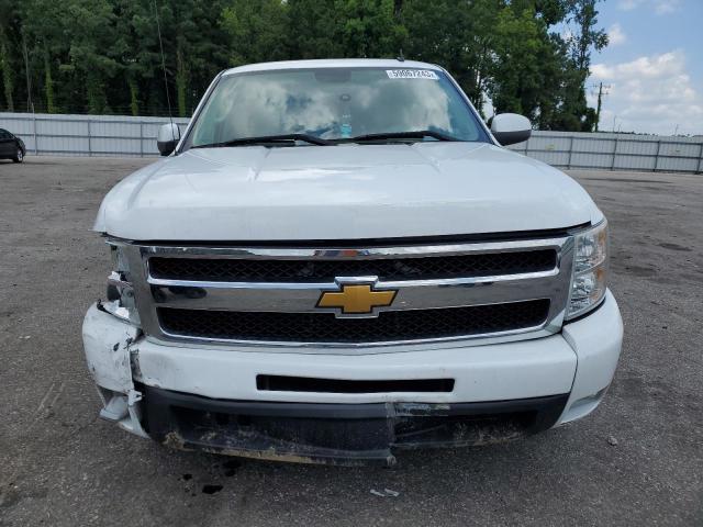 1GCSCTE06AZ144594 - 2010 CHEVROLET SILVERADO C1500 LTZ WHITE photo 5